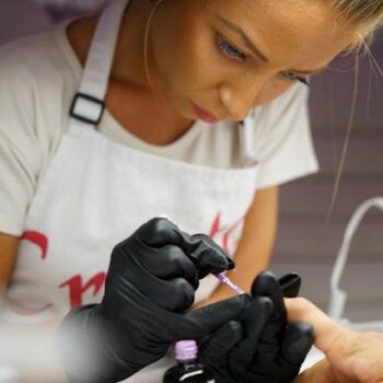 Curso de Manicure e Pedicure